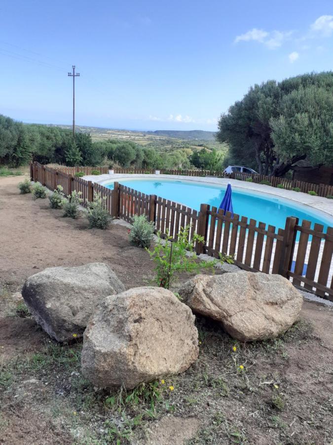 Gli Olivastri Con Piscina,Solarium, Vista Mare ,Sole -Mare E Tanta Natura ,Climatizzatore,Wifi Aglientu Extérieur photo